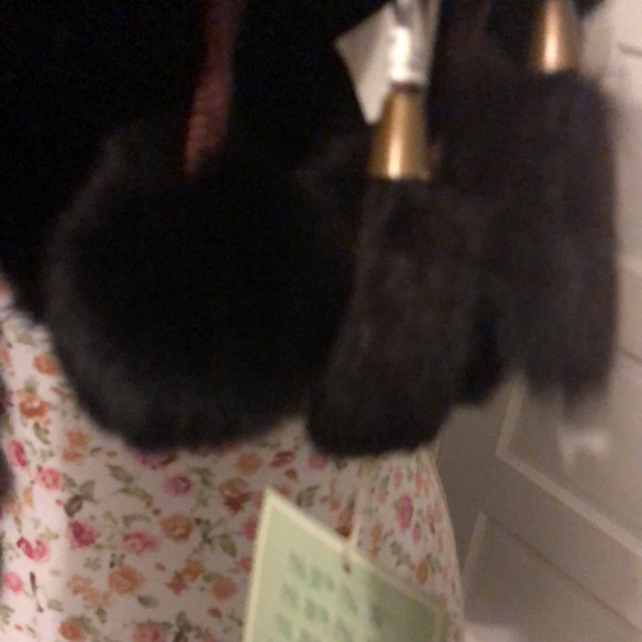 Fur Pom Pom scarf - Picture 6 of 9